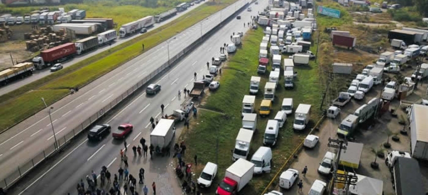 O que nos espera aps greve dos caminhoneiros?